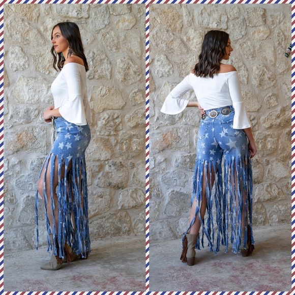 RESTOCKED! L & B Star Print Distressed Jean/Shorts - Picture 2 of 16